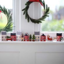 Ginger Ray Adventskalender aus bunten Schachtelhäusern
